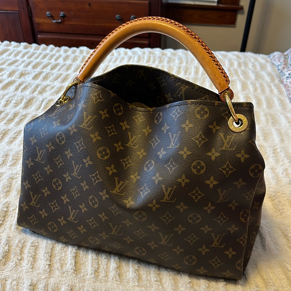 Louis Vuitton ARTSY MM Monogram